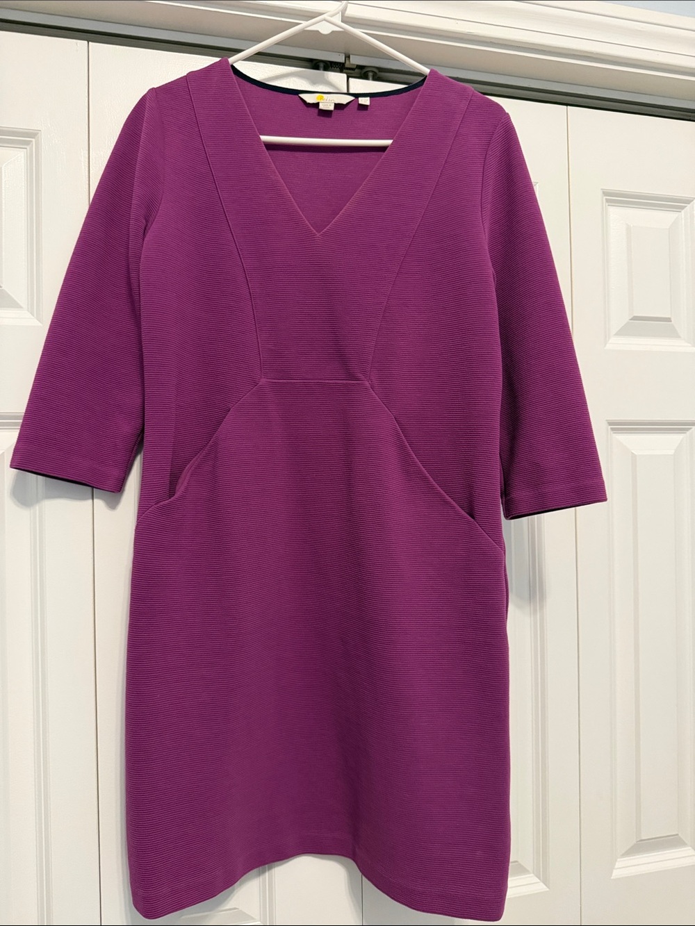 Boden V-Neck 3/4 Sleeve Fitted Shift Dress in Deep Magenta